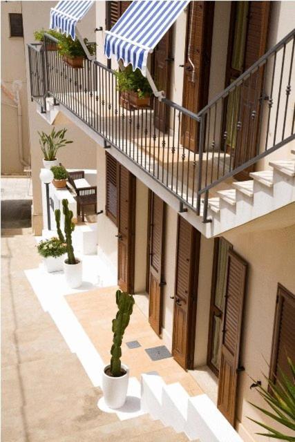 La Plaza Residence Леванцо Экстерьер фото