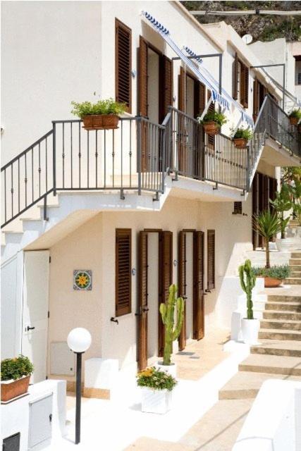 La Plaza Residence Леванцо Экстерьер фото